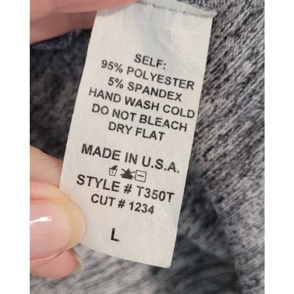 Inoah “Clifford” Graphic A-Line V-Neck Top L Red Dog Print 3/4 Sleeve USA Made - Picture 8 of 8